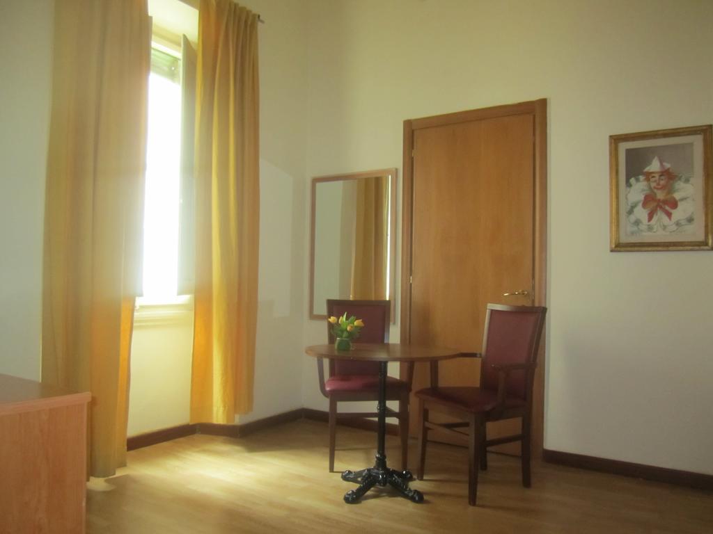 Hotel Savonarola Florence Bilik gambar